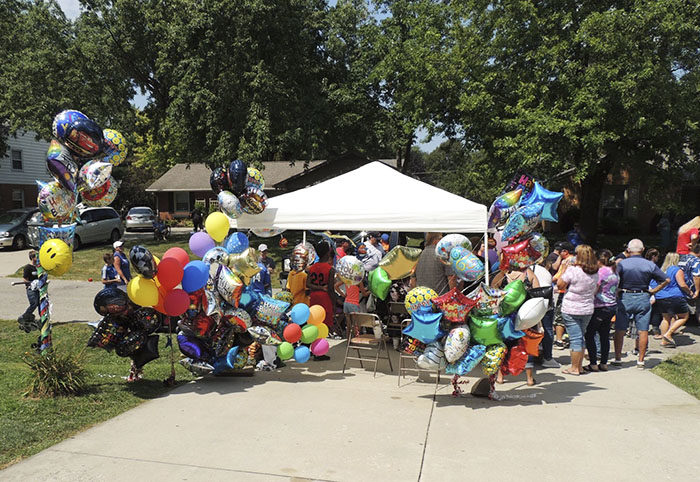 This Man’s Favorite Thing Is Parades, And Guess What The Whole Town Did For His 21st Birthday This Man’s Favorite Thing Is Parades, And Guess What The Whole Town Did For His 21st Birthday