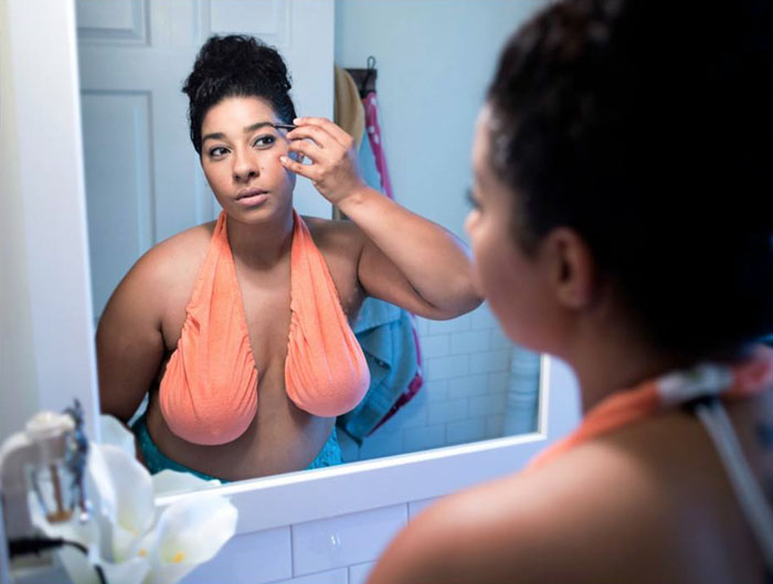 Ta-Ta Towels For Boobs Are A Thing Now, And It's A Woman's Dream Come True Ta-Ta Towels For Boobs Are A Thing Now, And It's A Woman's Dream Come True
