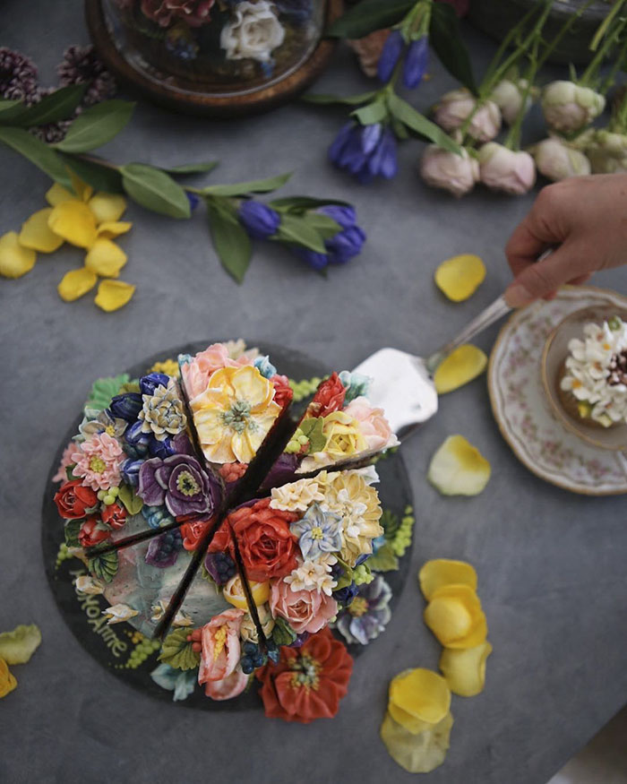 Buttercream Flower Cakes
