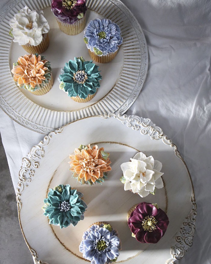 Buttercream Flower Cakes