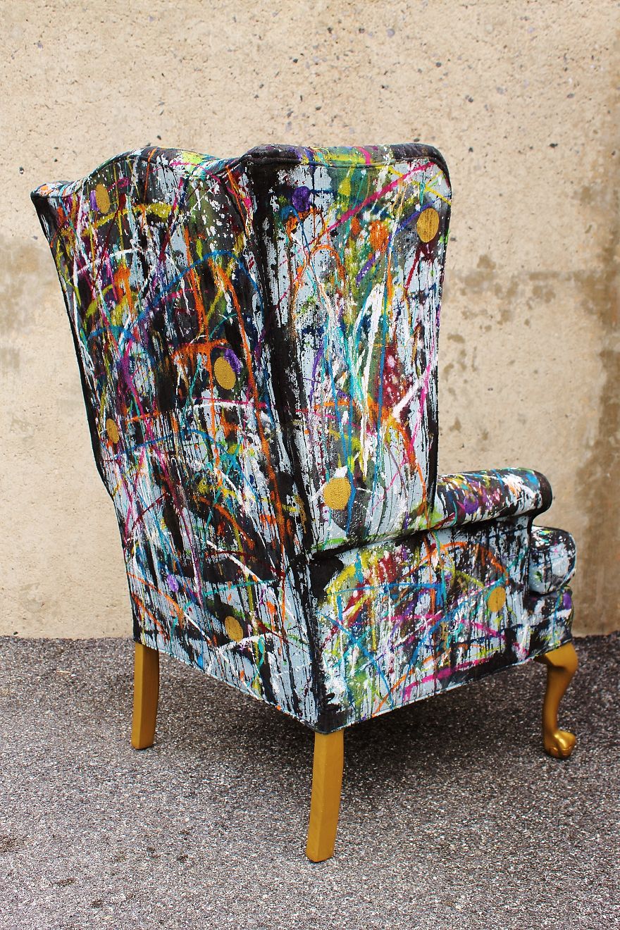 I Threw Buckets Of Paint On An Old Chair. Here's What Happened I Threw Buckets Of Paint On An Old Chair. Here's What Happened