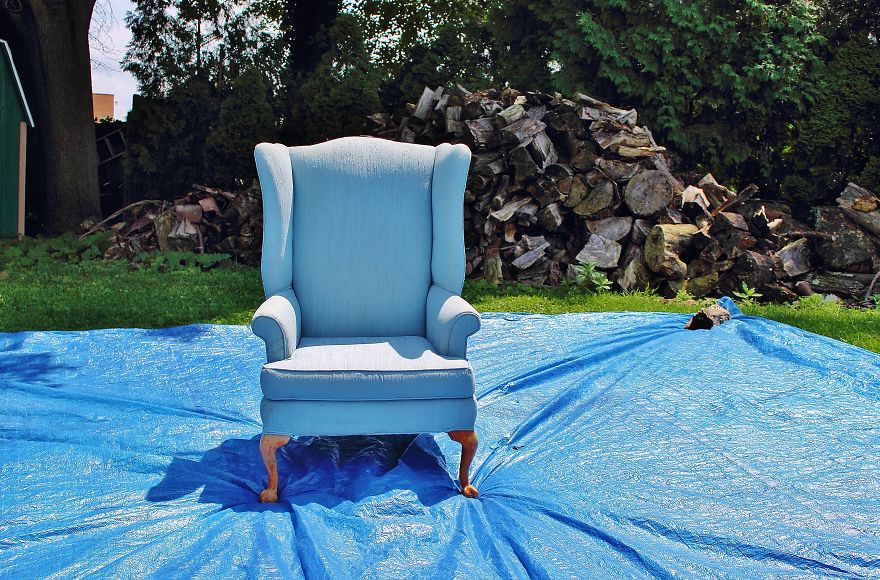 I Threw Buckets Of Paint On An Old Chair. Here's What Happened