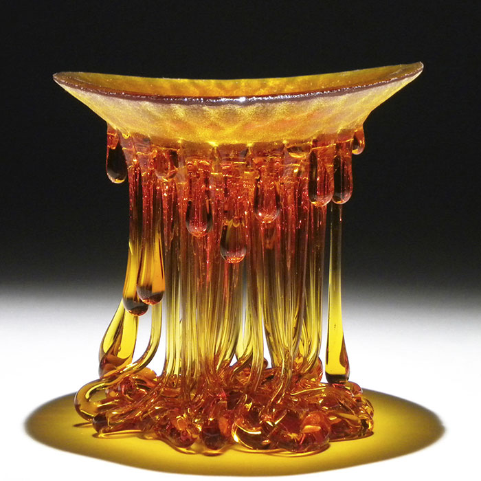 "Jellyfish" Glass Tables With Dripping Tentacles That Look Like They've Been Created By The Sea "Jellyfish" Glass Tables With Dripping Tentacles That Look Like They've Been Created By The Sea
