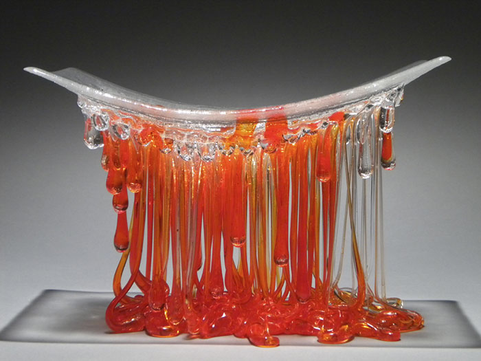 "Jellyfish" Glass Tables With Dripping Tentacles That Look Like They've Been Created By The Sea "Jellyfish" Glass Tables With Dripping Tentacles That Look Like They've Been Created By The Sea