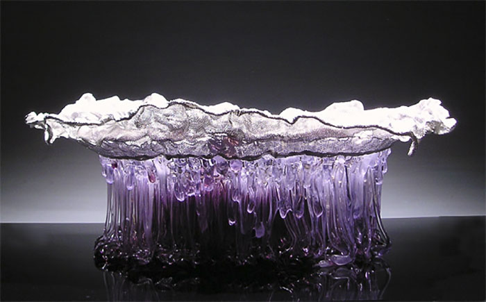 "Jellyfish" Glass Tables With Dripping Tentacles That Look Like They've Been Created By The Sea "Jellyfish" Glass Tables With Dripping Tentacles That Look Like They've Been Created By The Sea