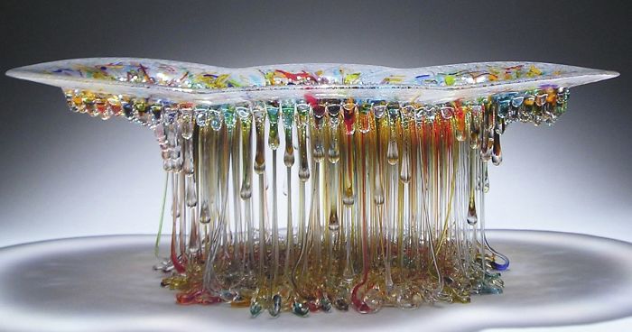 “Jellyfish” Glass Tables With Dripping Tentacles That Look Like They’ve Been Created By The Sea