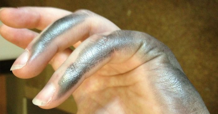 40 Pics That Reveal The Horrors Of Being Left-Handed
