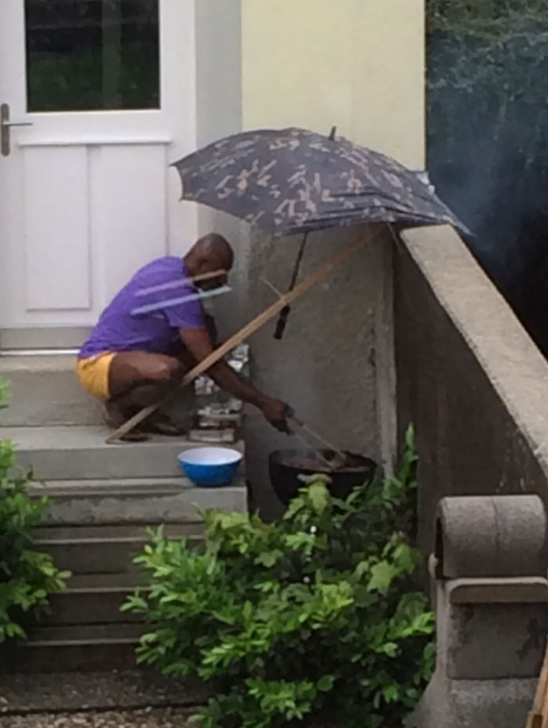 So My Friend Just Sent Me This Picture Of Her Neighbour