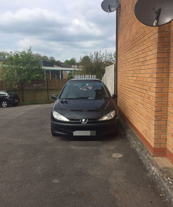 My Neighbour Just "Pimped" His Ride By Glueing Solar Lights To The Roof Of His Car