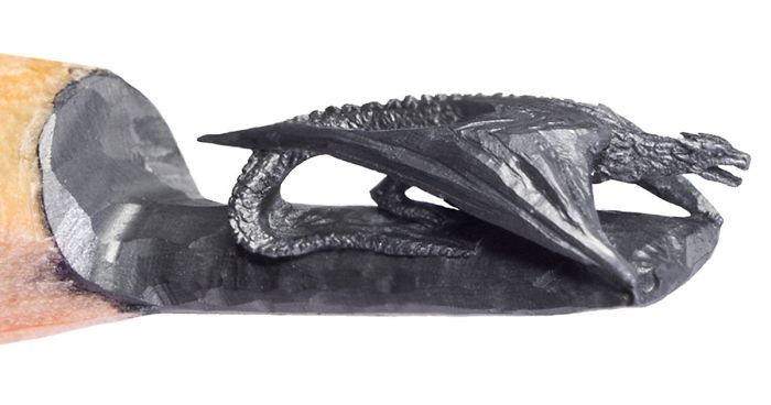 I Turn Pencil Lead Into Miniature Game of Thrones Sculptures