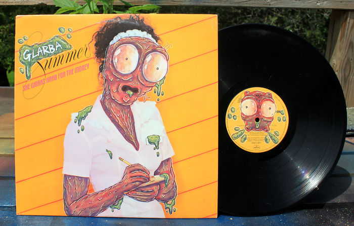 I Take Old Vinyl Records And Paint Gross Creatures On Them