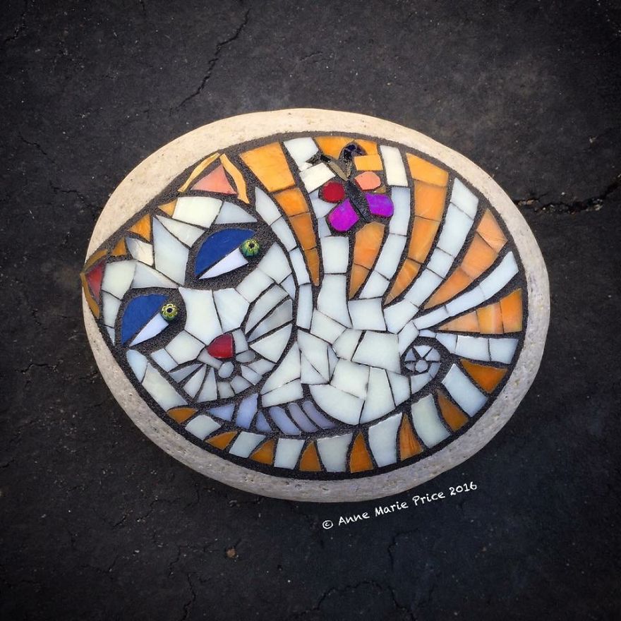 I Create Mosaics On Stone For My Garden I Create Mosaics On Stone For My Garden