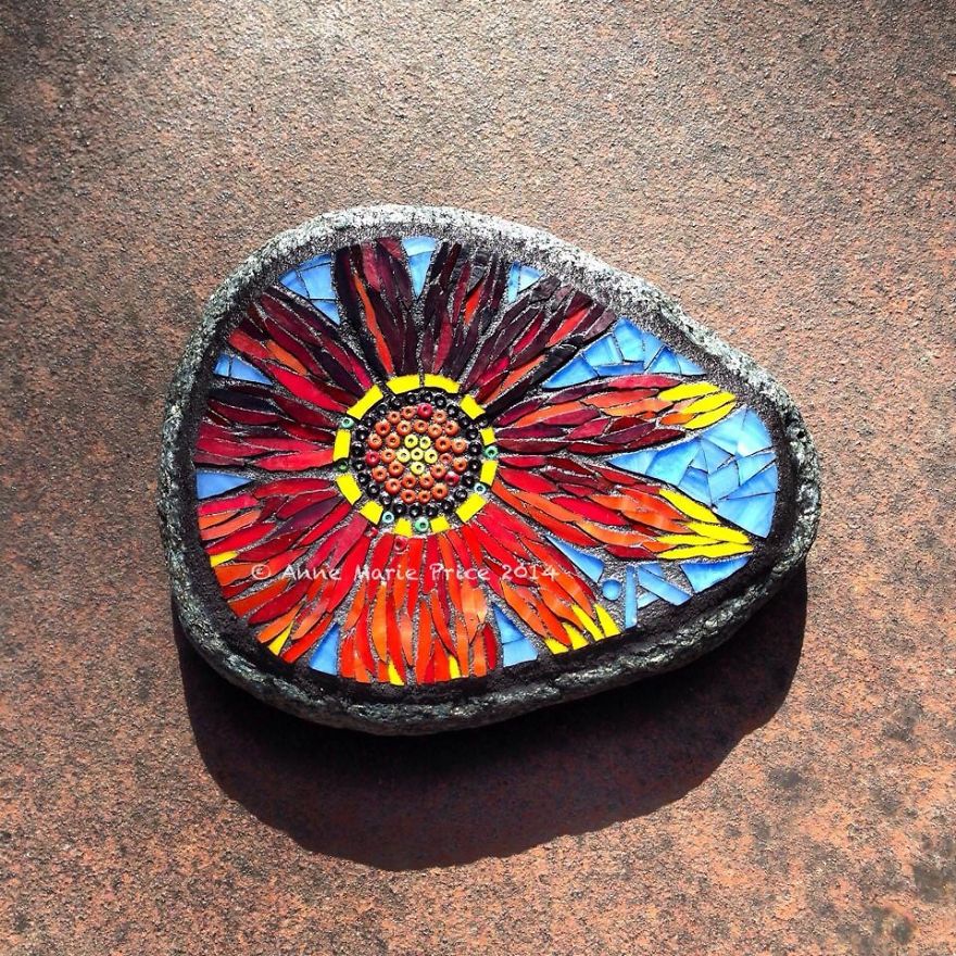 I Create Mosaics On Stone For My Garden I Create Mosaics On Stone For My Garden
