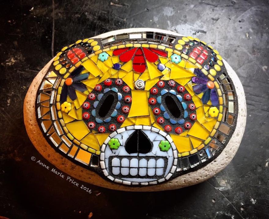 I Create Mosaics On Stone For My Garden I Create Mosaics On Stone For My Garden