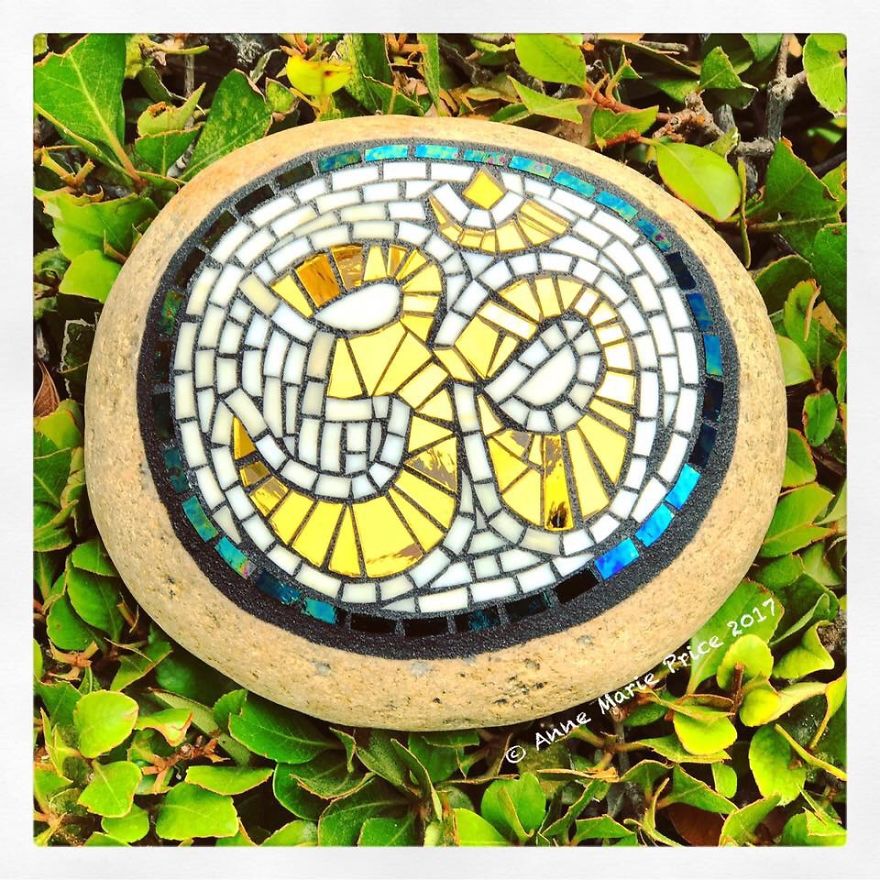 I Create Mosaics On Stone For My Garden I Create Mosaics On Stone For My Garden