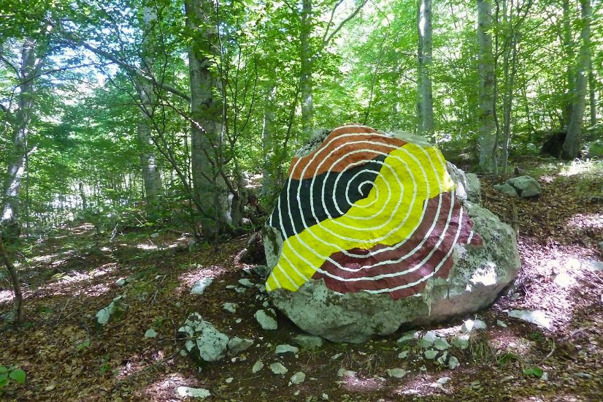 I Spent Three Years On A Croatian Mountain To Make This Contemporary Rock Art I Spent Three Years On A Croatian Mountain To Make This Contemporary Rock Art
