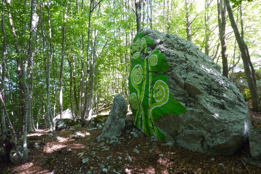 I Spent Three Years On A Croatian Mountain To Make This Contemporary Rock Art I Spent Three Years On A Croatian Mountain To Make This Contemporary Rock Art