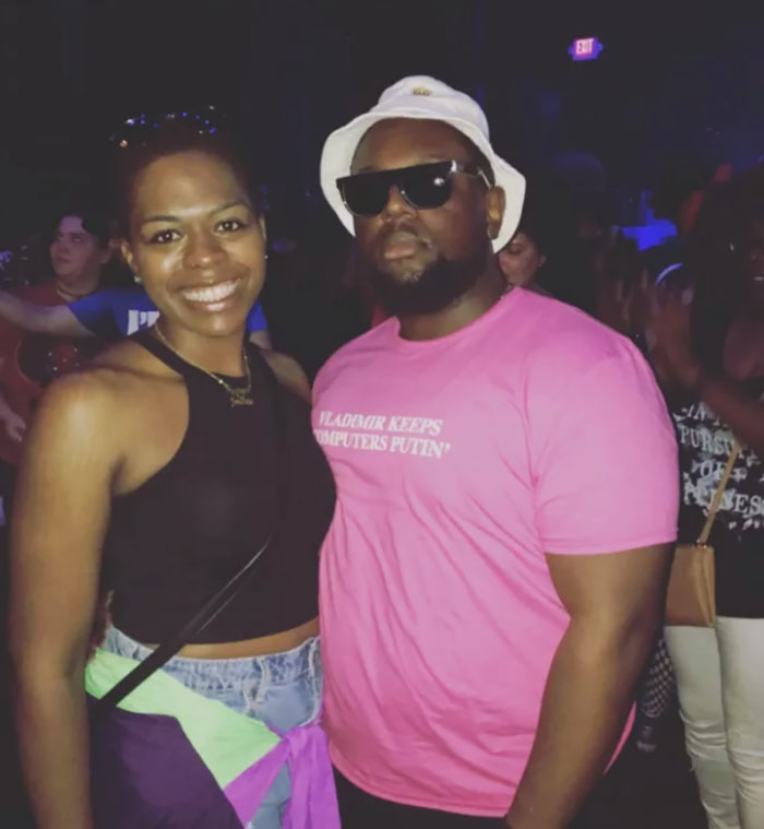 Husband Secretly Follows His Wife's Pinterest Account For Years, Always Gets Her The Most Perfect Gift Husband Secretly Follows His Wife's Pinterest Account For Years, Always Gets Her The Most Perfect Gift