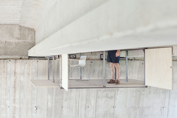 Designer Stuns Everyone In The World By Building A Secret Studio Beneath A Busy Bridge In Valencia Designer Stuns Everyone In The World By Building A Secret Studio Beneath A Busy Bridge In Valencia