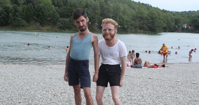 This Guy Was Responsible For Vacation Pics, His Friends Probably Didn’t Expect This…