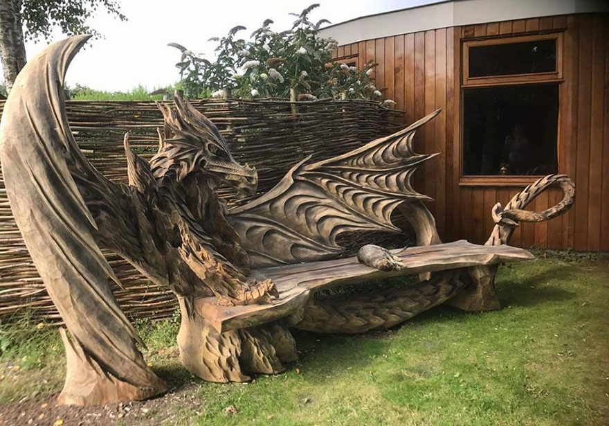 This Incredible Dragon Bench Was Carved Using A Chainsaw This Incredible Dragon Bench Was Carved Using A Chainsaw