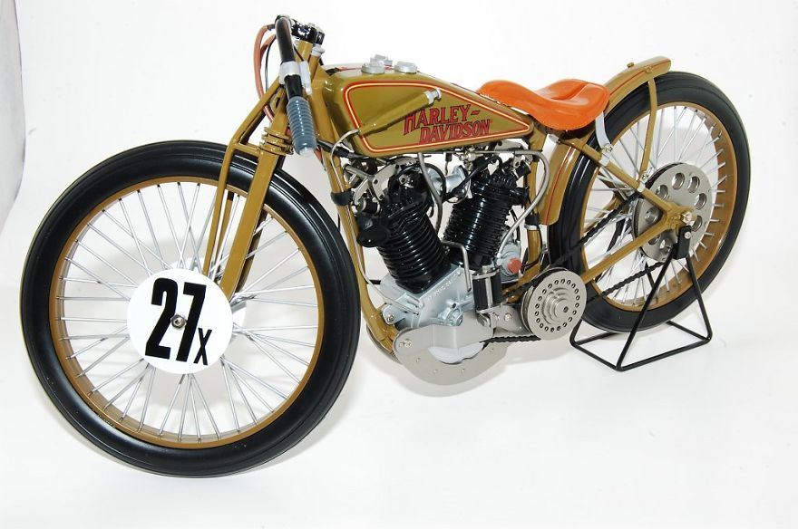 10 Thoughtful Gift Ideas For Motorcyclists 10 Thoughtful Gift Ideas For Motorcyclists