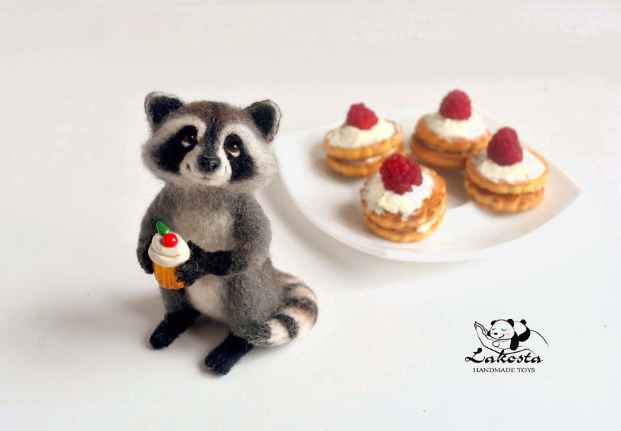 Cutest Felted Toys Ever By Lakosta