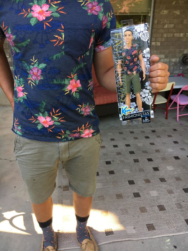 My Brother Accidentally Wore The Same Outfit As My Daughters Birthday Present