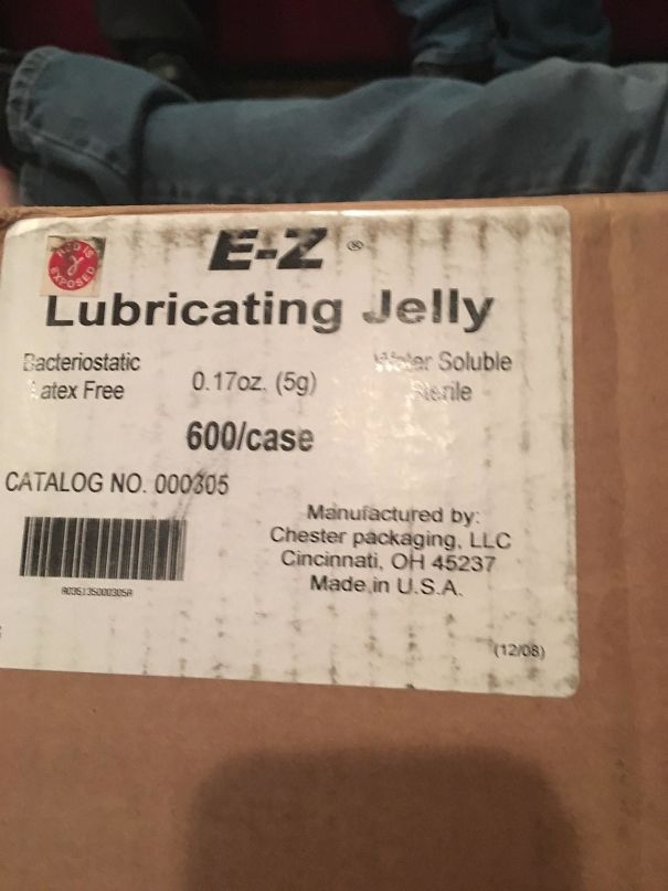 When Your Boyfriend's Mom Reuses Boxes For Christmas