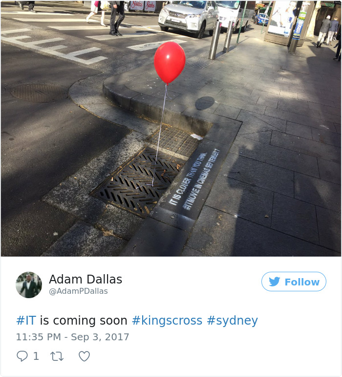 People In Sydney Are Creeped Out By Red Balloons That Suddenly Appeared Around The City People In Sydney Are Creeped Out By Red Balloons That Suddenly Appeared Around The City