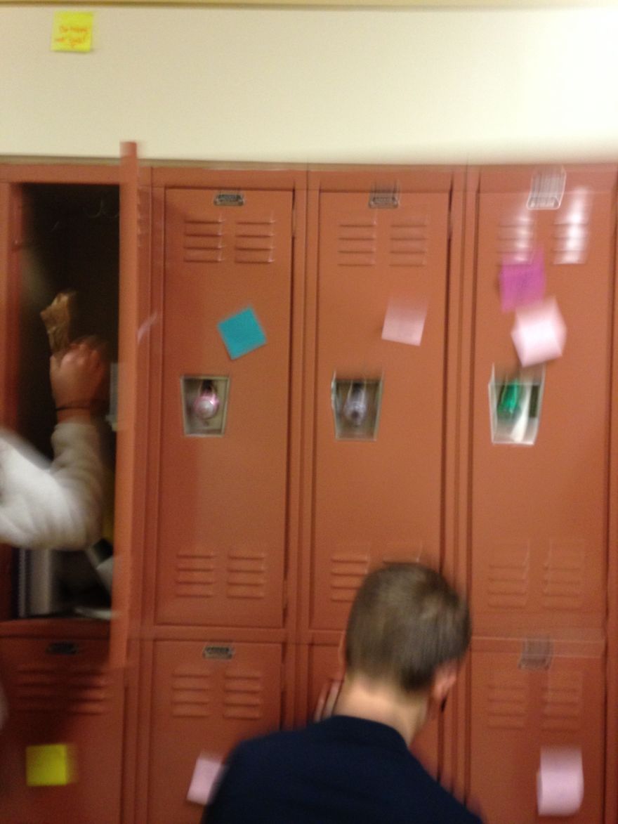 Students In My School Covered It's Lockers With Supportive Post-It Notes After 12th Grader Committed Suicide