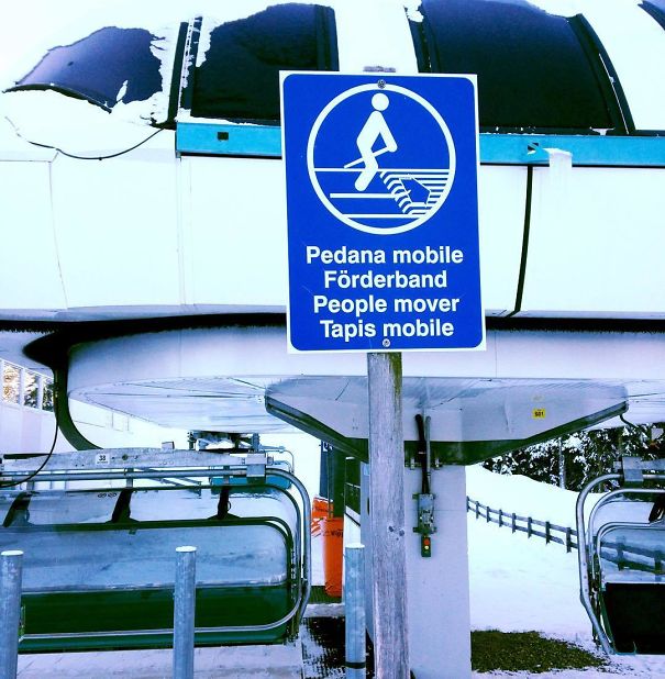 Wrong translated sign "People mover"
