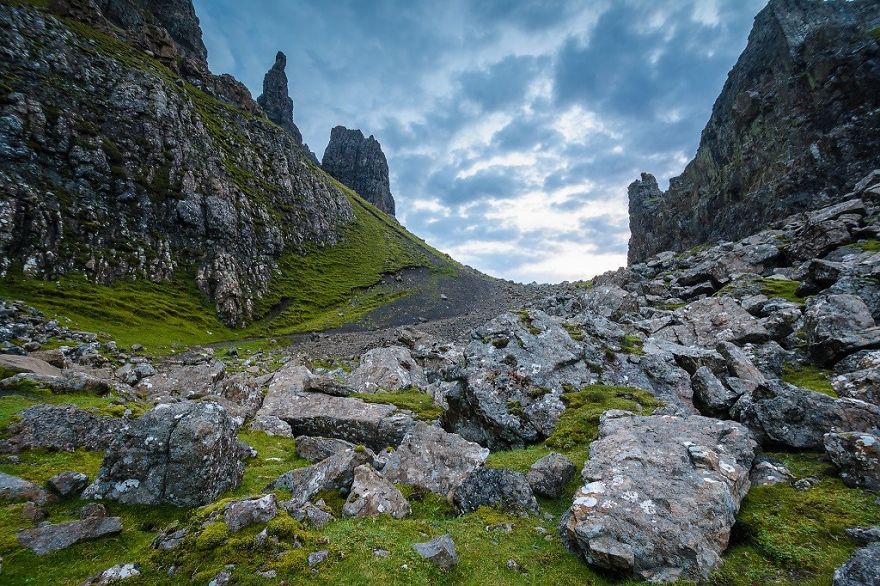 If You Love Hiking, Try Out Quiraing On The Isle Of Skye In Scotland If You Love Hiking, Try Out Quiraing On The Isle Of Skye In Scotland
