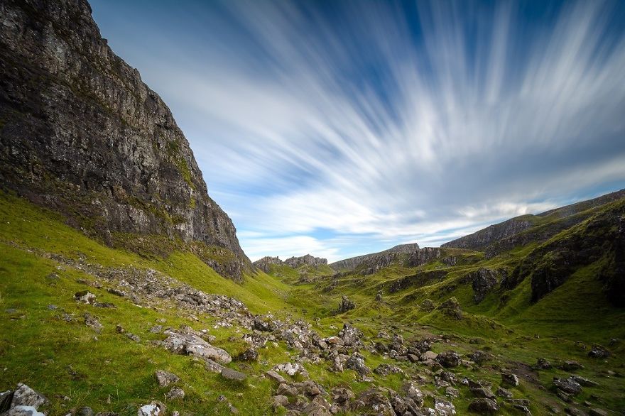 If You Love Hiking, Try Out Quiraing On The Isle Of Skye In Scotland If You Love Hiking, Try Out Quiraing On The Isle Of Skye In Scotland