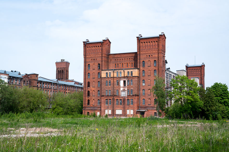 This Spooky Place Used To Be The Biggest Textile Factory In Europe This Spooky Place Used To Be The Biggest Textile Factory In Europe