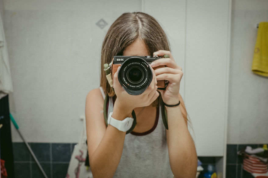 One Afternoon, Six Teenagers, One Camera... And No Smartphone At All !