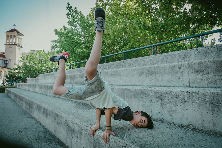 One Afternoon, Six Teenagers, One Camera... And No Smartphone At All ! One Afternoon, Six Teenagers, One Camera... And No Smartphone At All !