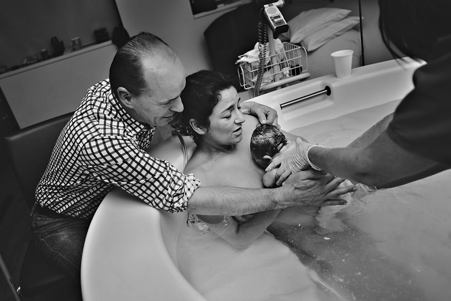 I Captured The Miracle Of Childbirth In All Its Glory