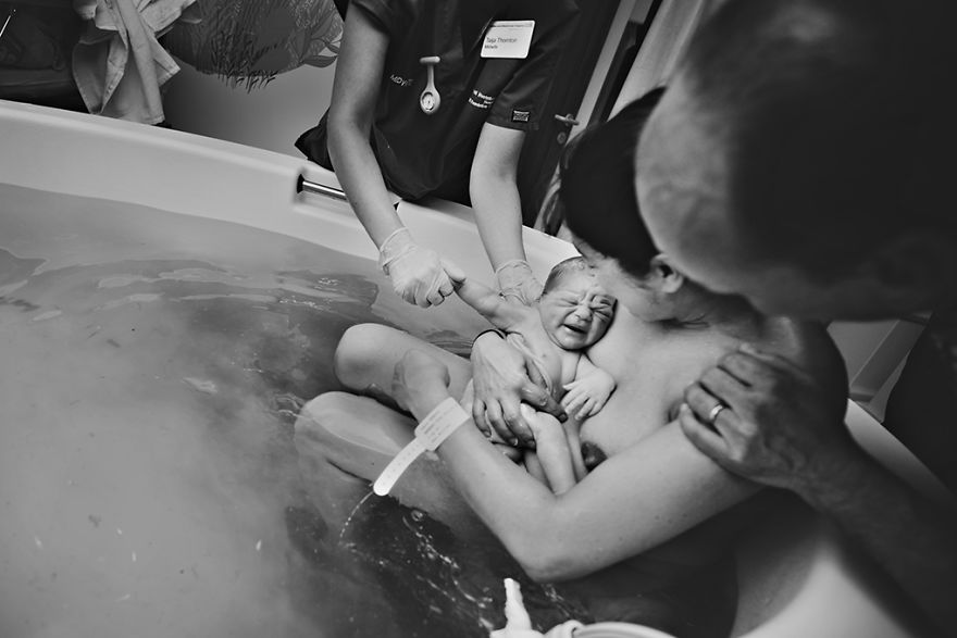 I Captured The Miracle Of Childbirth In All Its Glory