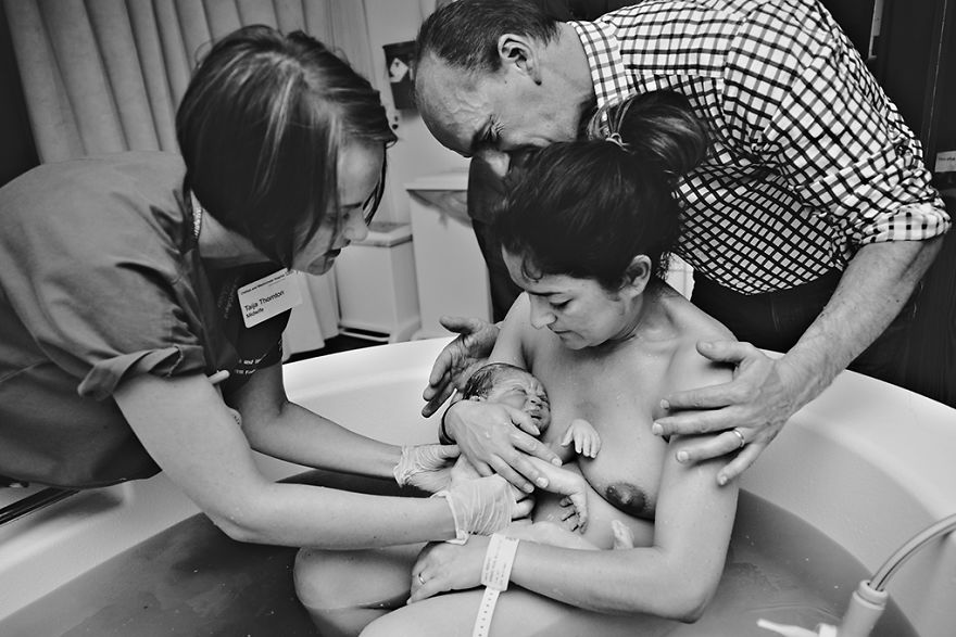 I Captured The Miracle Of Childbirth In All Its Glory