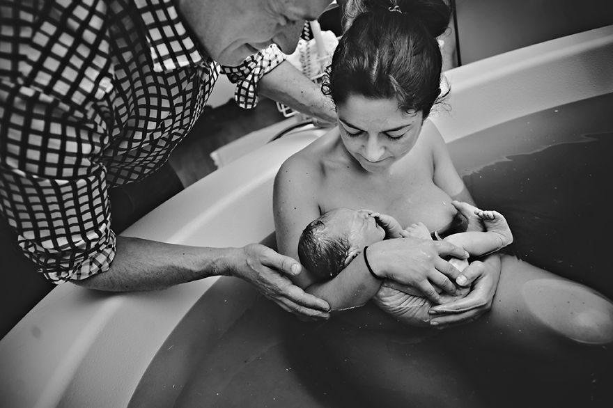 I Captured The Miracle Of Childbirth In All Its Glory