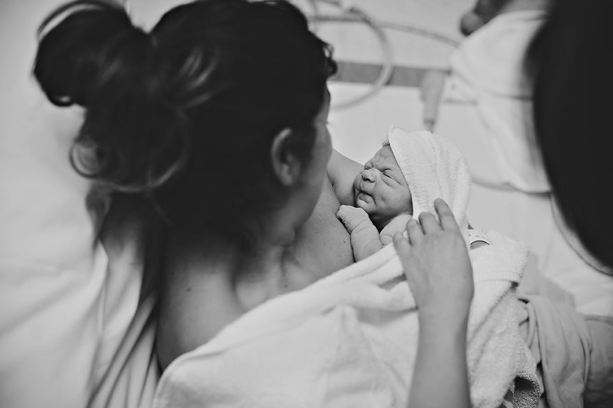 I Captured The Miracle Of Childbirth In All Its Glory