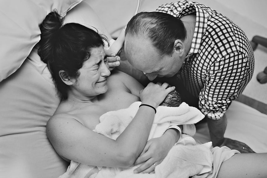 I Captured The Miracle Of Childbirth In All Its Glory