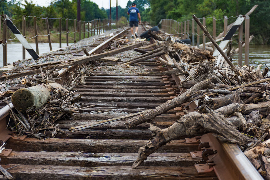 I Documented The Aftermath Of The Hurricane Harvey In North Houston (UPDATE) I Documented The Aftermath Of The Hurricane Harvey In North Houston (UPDATE)