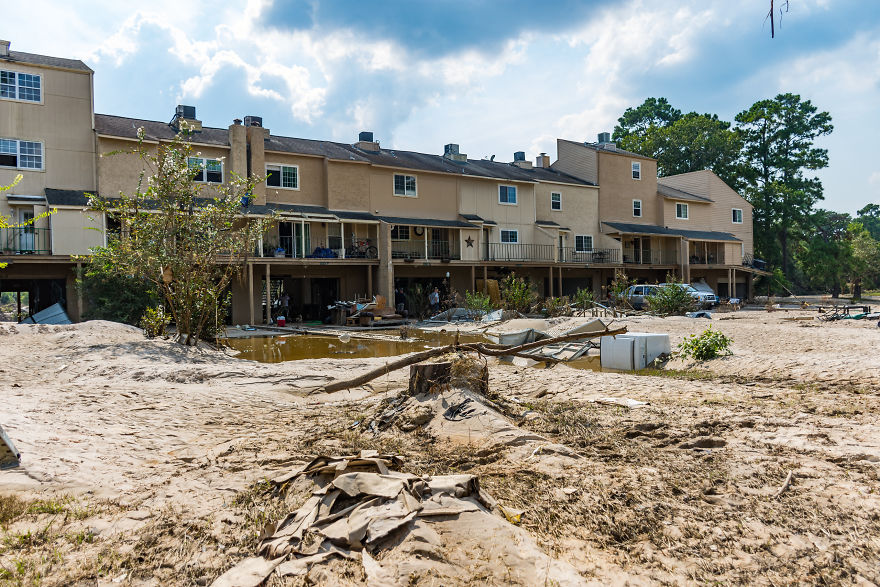 I Documented The Aftermath Of The Hurricane Harvey In North Houston (UPDATE) I Documented The Aftermath Of The Hurricane Harvey In North Houston (UPDATE)