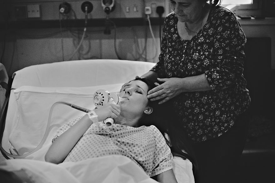 I Documented An Emotional, Tiring Yet Beautiful Miracle Of Birth