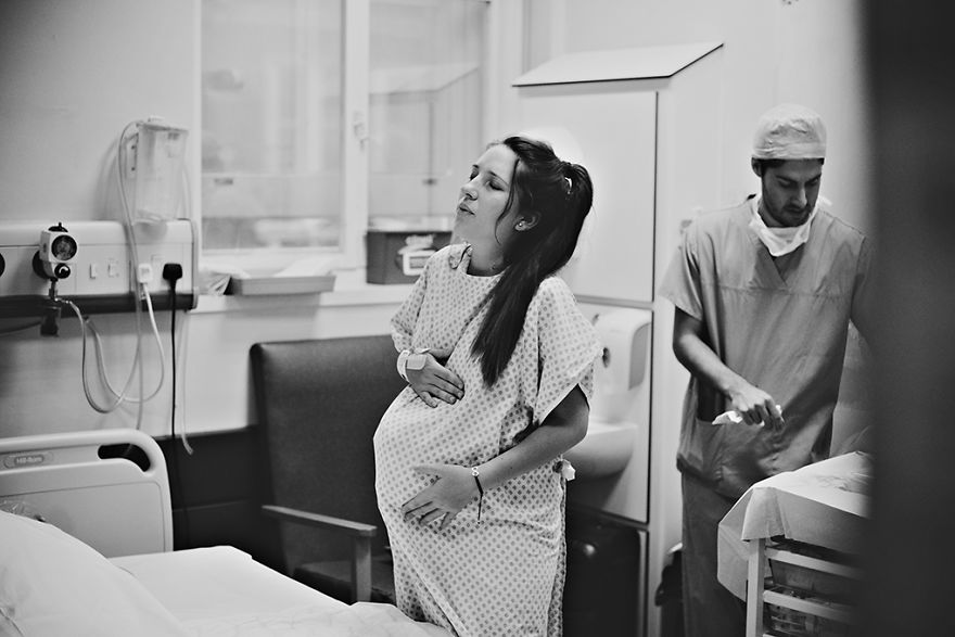 I Documented An Emotional, Tiring Yet Beautiful Miracle Of Birth I Documented An Emotional, Tiring Yet Beautiful Miracle Of Birth