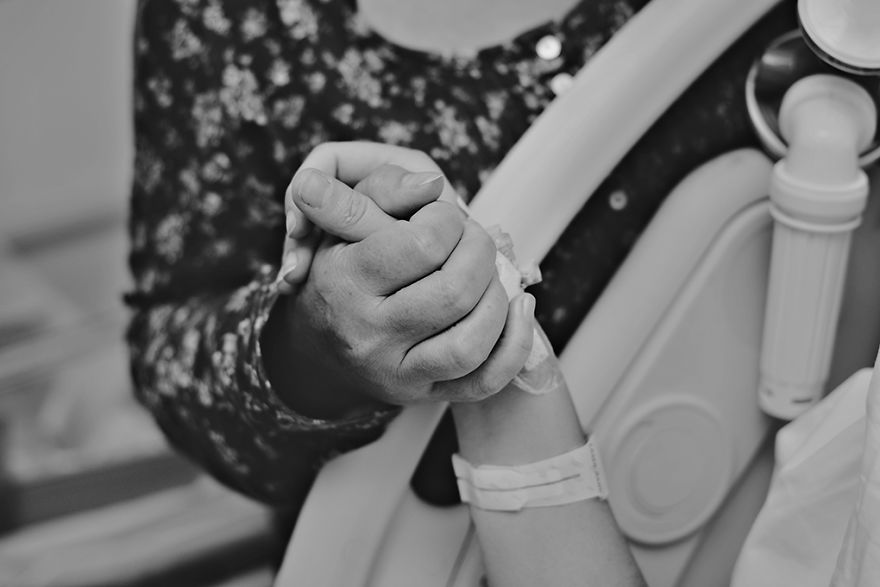 I Documented An Emotional, Tiring Yet Beautiful Miracle Of Birth