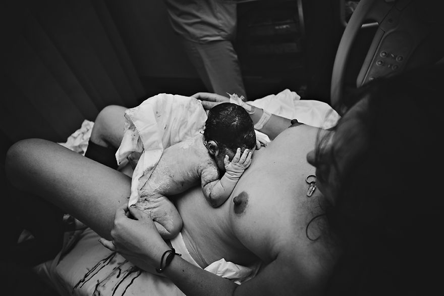 I Documented An Emotional, Tiring Yet Beautiful Miracle Of Birth