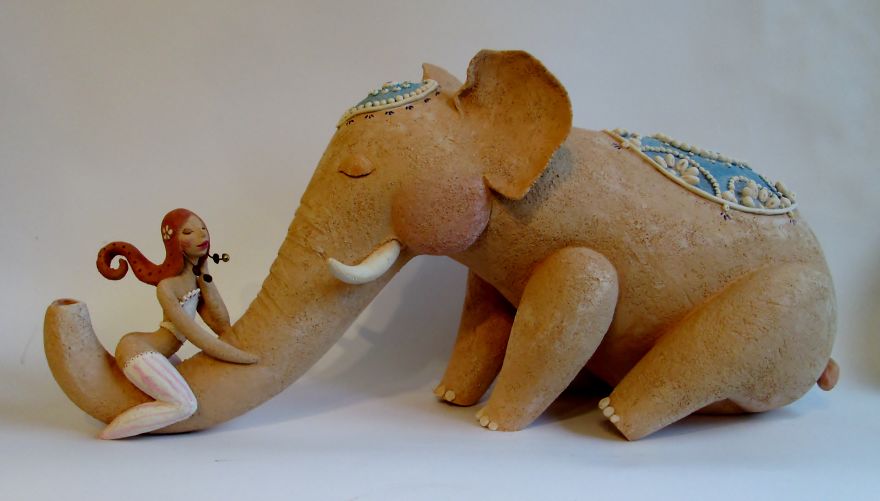 Donne E Gatti, Argilla E Rame